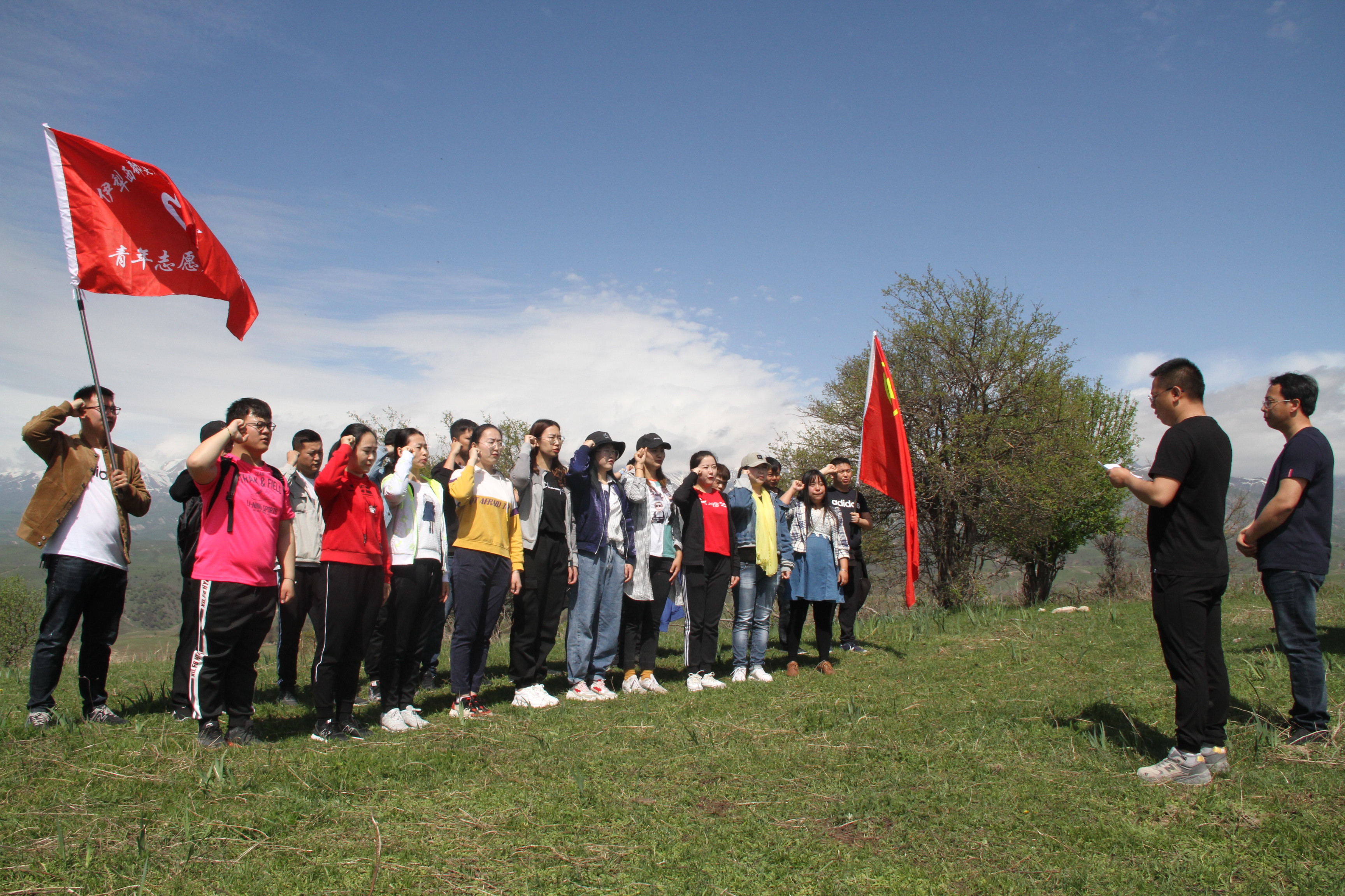 照片2.JPG 照片2.JPG