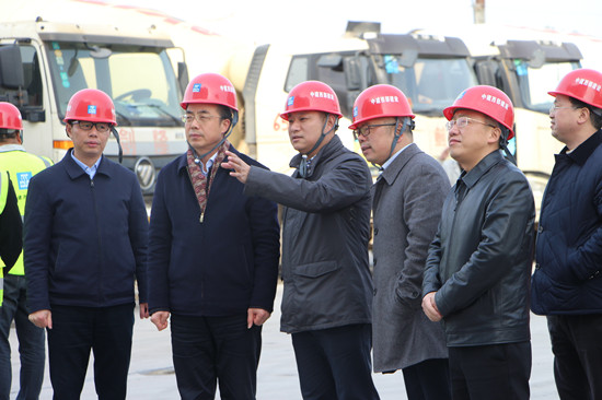 长沙市领导赴长重厂调研“蓝天保卫战”行动开展情况_副本.jpg 长沙市领导赴长重厂调研“蓝天保卫战”行动开展情况_副本.jpg