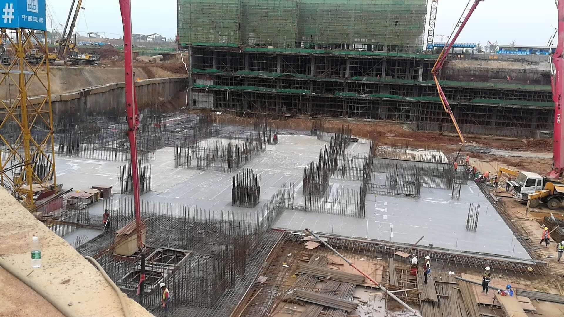 武汉浇筑.jpg