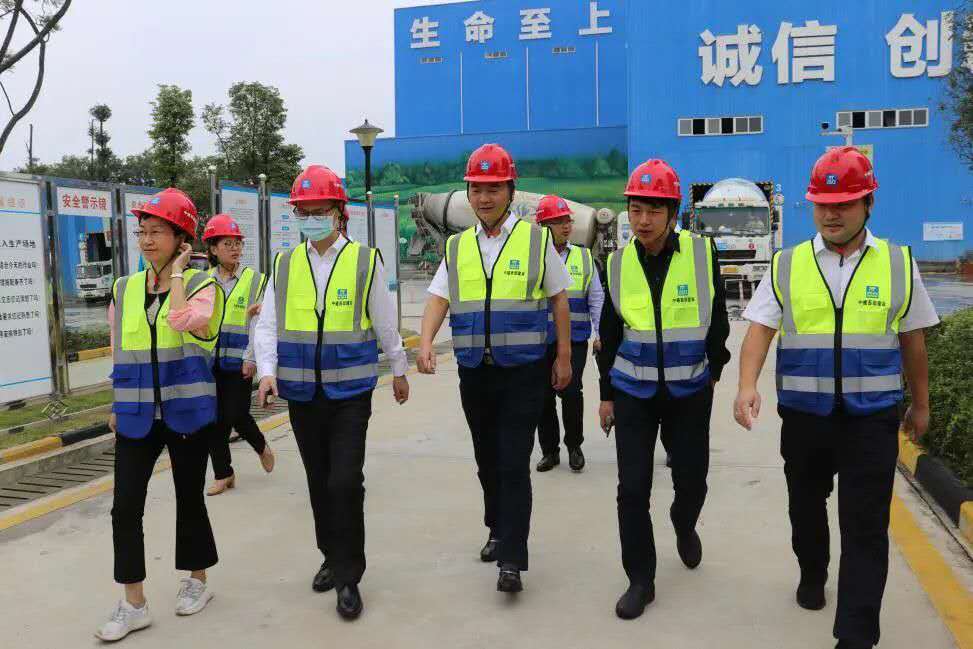 c14fe6afdfe638b308a00db169fccaf.jpg c14fe6afdfe638b308a00db169fccaf.jpg