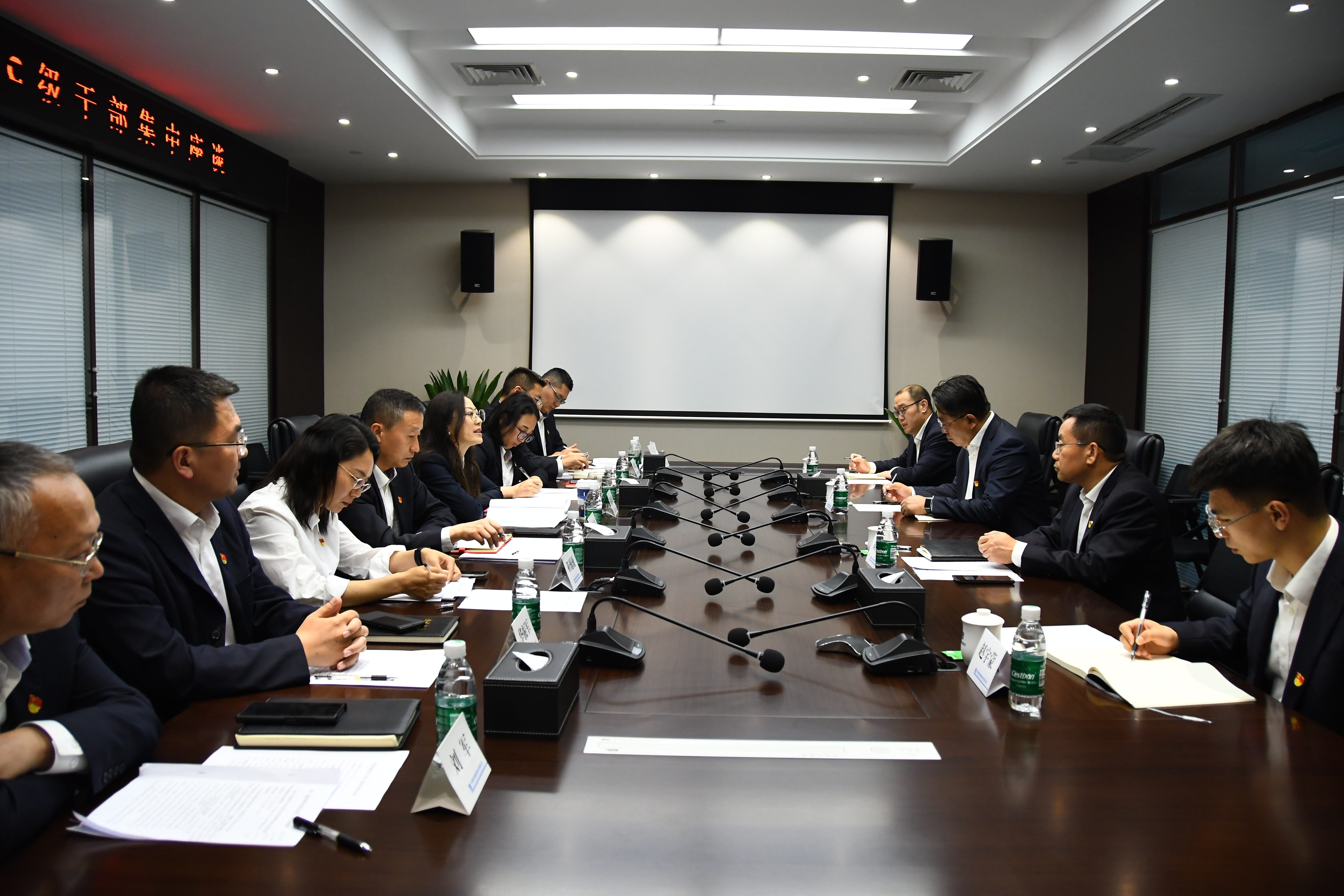 DSC_6928.JPG DSC_6928.JPG