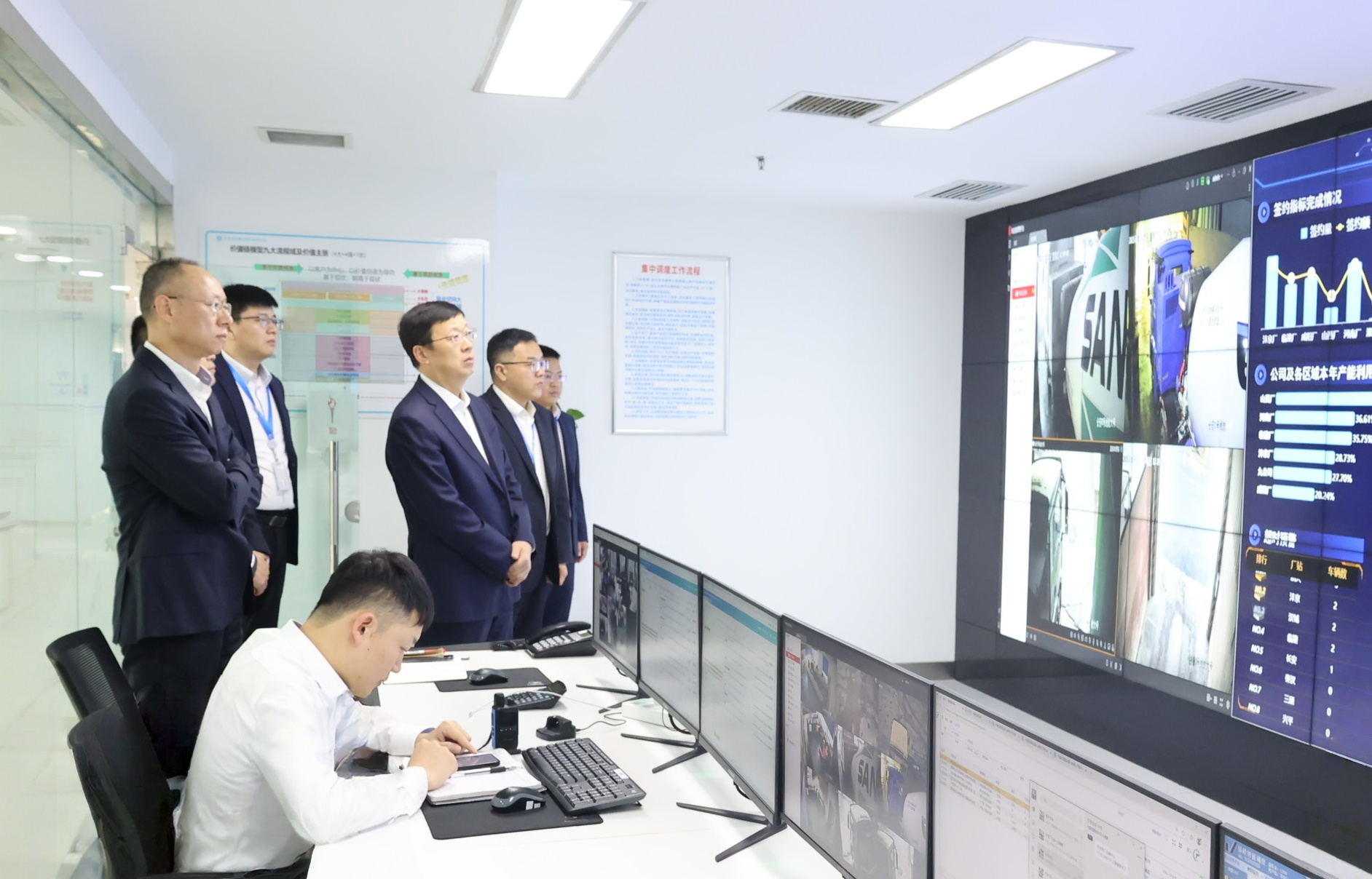 微信图片_20251117083625_339_33.jpg 微信图片_20251117083625_339_33.jpg